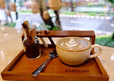 Kawisari Cafe & Eatery Jakarta