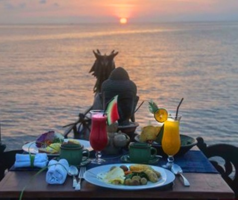 Sunrise Breakfast on the Boat at Hotel Tugu Lombok