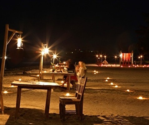 Romantic Dinner by the Sea at Hotel Tugu Lombok