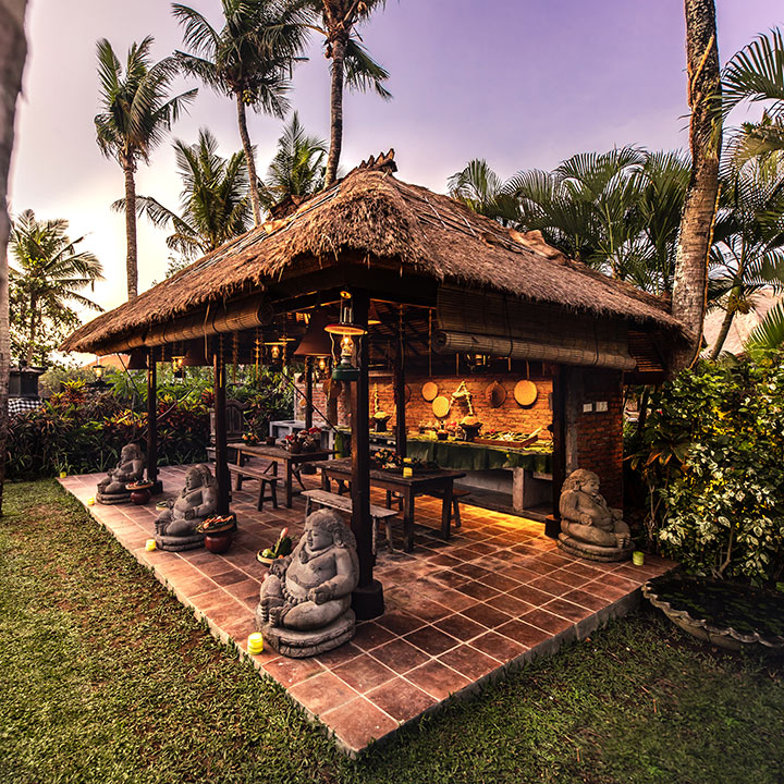 Warong Tugu at Hotel Tugu Bali
